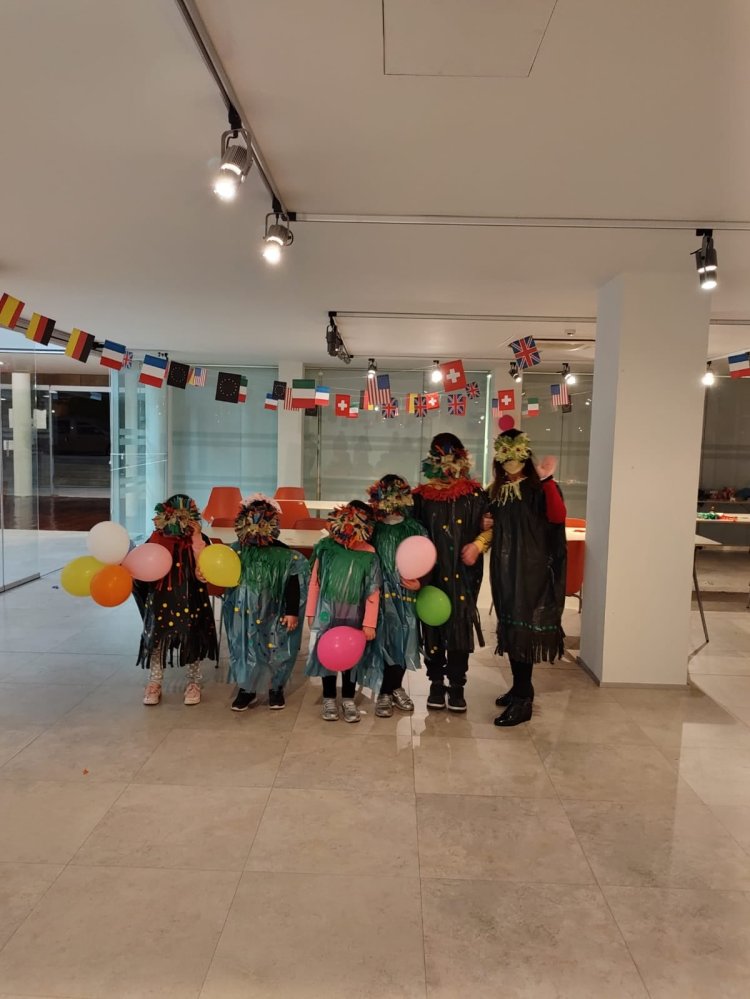 LOS NIÑOS Y LAS NIÑAS DEL MUNICIPIO DE MAZARRÓN HAN DISFRUTADO DE LOS TALLERES DE MÁSCARAS DE CARNAVAL