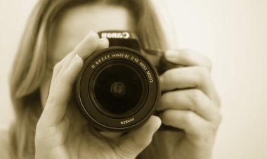 PARTICIPA EN EL II CONCURSO DE FOTOGRAFÍA CON MOTIVO DEL DÍA INTERNACIONAL DE LA MUJER