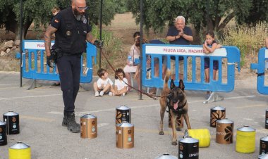 POLICÍA LOCAL CELEBRA UNA JORNADA DE PUERTAS ABIERTAS Y LA EXHIBICIÓN DE LA UNIDAD CANINA CON MOTIVO DE SU 150 ANIVERSARIO