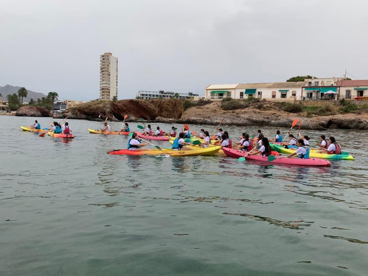 ACTIVIDADES NÁUTICAS PARA CELEBRAR EL DÍA INTERNACIONAL DE LA JUVENTUD