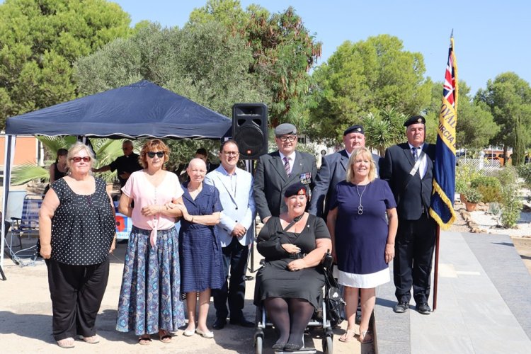 LA LEGIÓN REAL BRITÁNICA ORGANIZA UN ACTO CONMEMORATIVO EN MEMORIA DE LA REINA ISABEL II