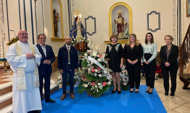 MAZARRÓN RINDE HOMENAJE A LA PURÍSIMA CON LA TRADICIONAL OFRENDA DE FLORES Y POSTERIOR PROCESIÓN
