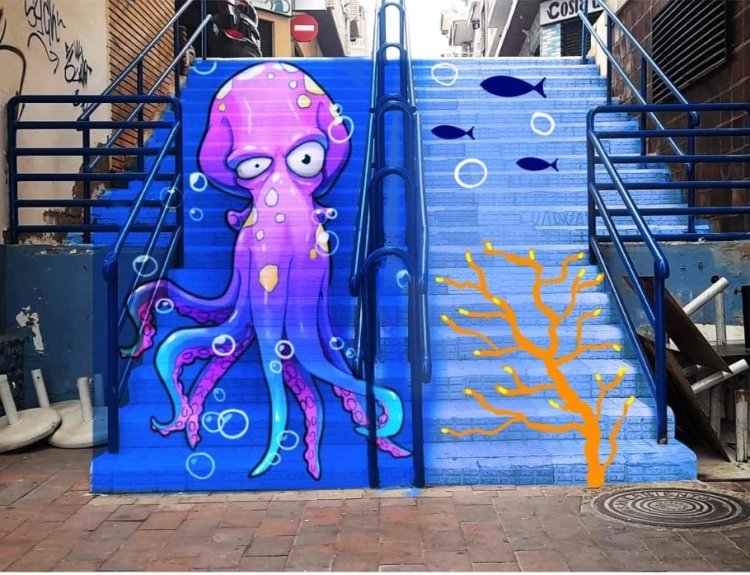 VOTA PARA PODER ELEGIR QUÉ DISEÑO PINTAR EN LAS ESCALERAS DEL PASEO MARÍTIMO FRANCISCO MARTÍNEZ MUÑOZ DE PUERTO DE MAZARRÓN