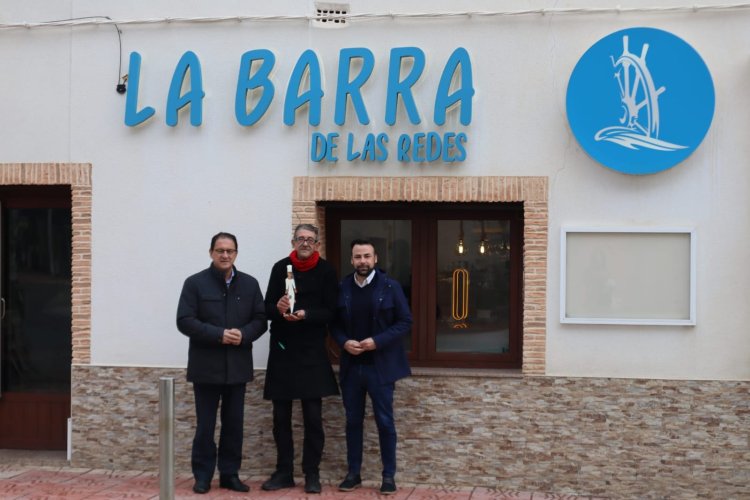 El AYUNTAMIENTO DE MAZARRÓN HACE ENTREGA DEL GALARDÓN A LA MEJOR TAPA DE LA RUTA DE LAS FIESTAS DEL MILAGRO AL RESTAURANTE “LA BARRA DE LAS REDES”