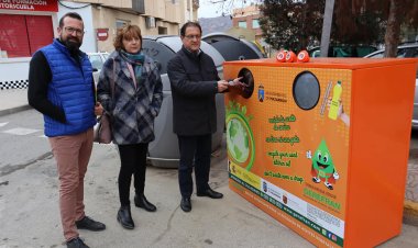 EL AYUNTAMIENTO DE MAZARRÓN INSTALA 42 CONTENEDORES PARA RECICLAR ACEITE DOMÉSTICO