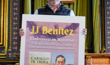 CULTURA  J. J. Benítez presenta ‘Belén. Caballo de Troya 12’ este jueves a las 20:00 horas en la Casa de Cultura