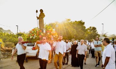 Vecinos y paisanos de Pastrana se volcaron en la celebración de sus fiestas.