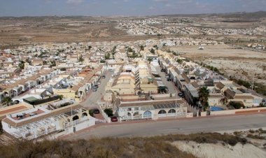 El Ayuntamiento de Mazarrón realizará una notificación masiva a los vecinos de Camposol