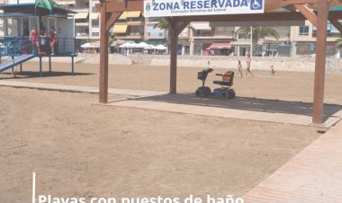 Recuerda que en el mes de agosto continúan los 3 puestos de baño adaptado en las playas del Puerto, La Pava y en La Isla