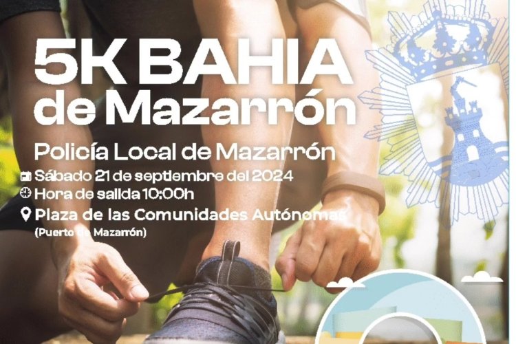 Miembros del cuerpo de Policía Local de Mazarrón, junto con el concejal de Policía, Jesús García @jesus.gv88, y la concejal de Deportes, María Isabel Carrillo @maariiaaa88, han presentado hoy la carrera 5K Bahía de Mazarrón