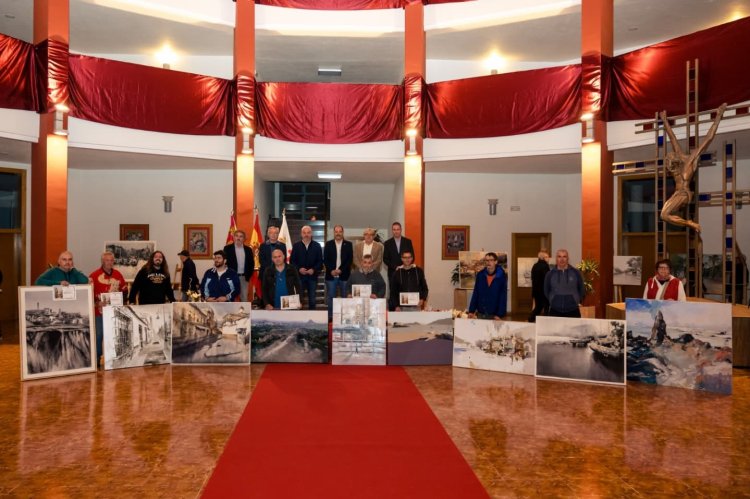 El pasado 1 de diciembre, Mazarrón se convirtió en un gran taller artístico con el XXI Concurso de Pintura al Aire Libre "Paisajes de Mazarrón", Memorial Domingo Valdivieso