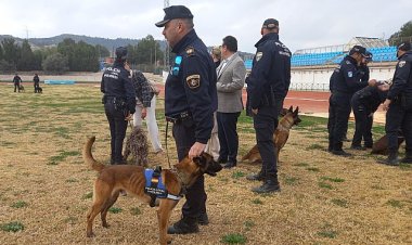 Miembros de la Unidad Canina de la Policia Local de Mazarrón presentes en las II Jornadas de instrucción y adiestramiento de agentes caninos de policías locales