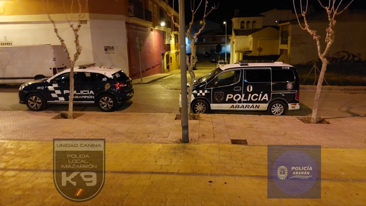 La Unidad Canina de la Policia Local de Mazarrón participa en unas jornadas de formación.