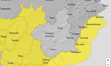 Meteorología actualiza su aviso amarillo por viento de 50-60 km/h y olas de 3 m en el litoral, vigente hasta las 22 h de hoy