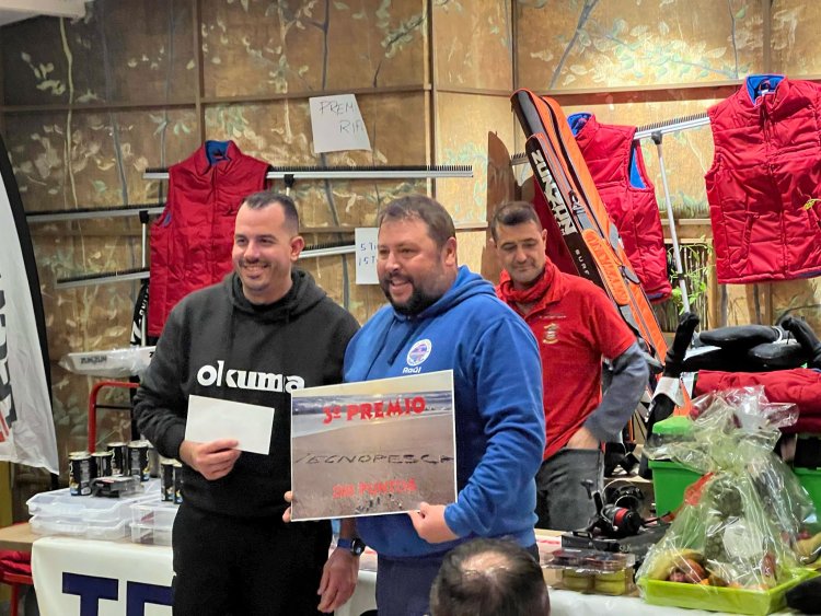 OTRO PODIUM PARA EL CLUB DE PESCA PUERTO DE MAZARRÓN