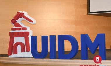 Una sociedad avanza cuando sus miembros se asocian y trabajan juntos para construir un entorno mejor.