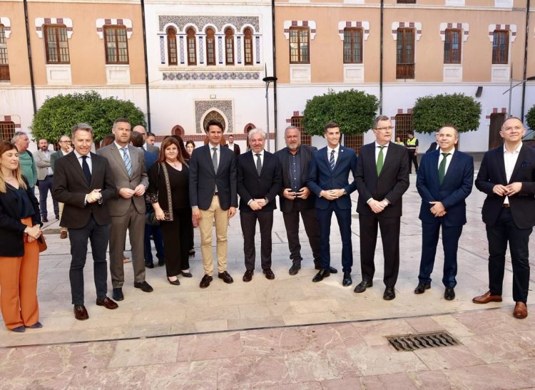 “Mazarrón se siente abandonado” Así lo expresó el alcalde Gines Campillo,  durante su intervención en el II Foro de Municipalismo