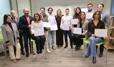 La Comunidad lanza una nueva convocatoria de Becas de Internacionalización para mejorar la experiencia en comercio exterior de los jóvenes