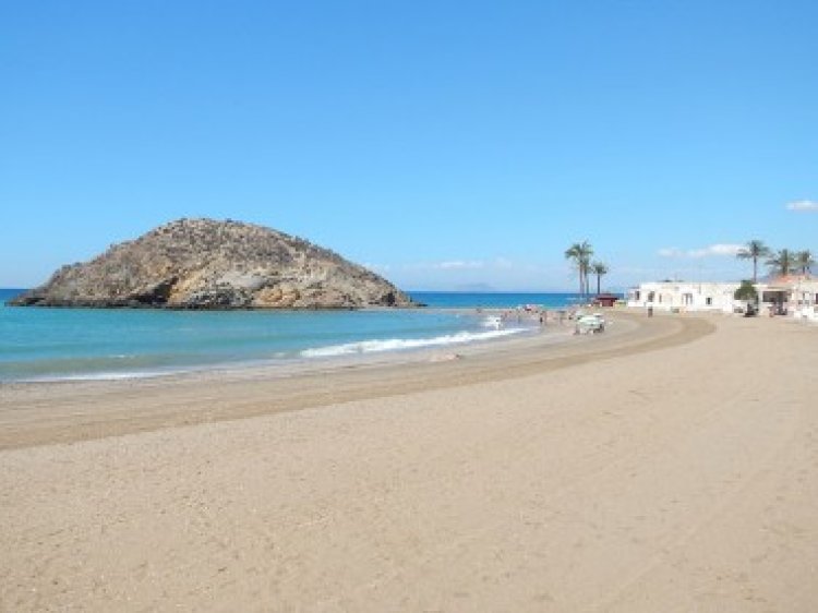 Playa de Nares. Puerto de Mazarrón