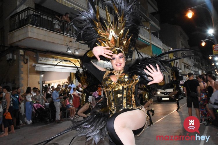 Gran noche de Carnaval se vivió el pasado sábado en el Paseo Maritimo