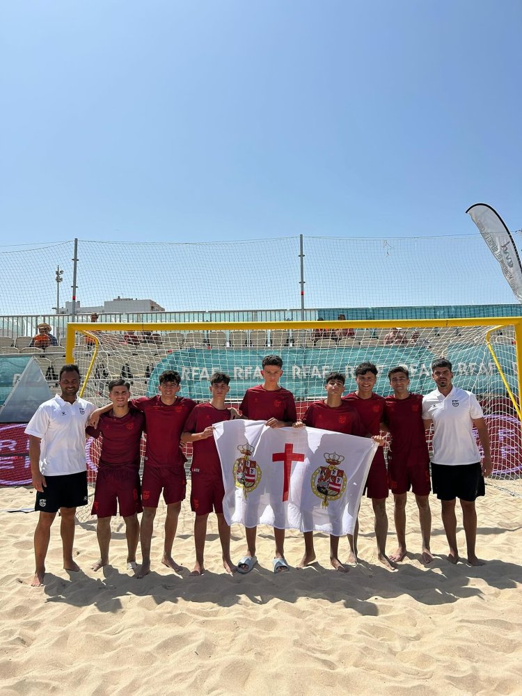 La Selección Murciana de Fútbol Playa, campeona juvenil y subcampeona infantil en el Campeonato Nacional de Fútbol Playa