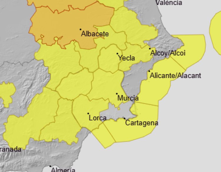 Activado el aviso amarillo por viento y olas de 2 a 3 metros en el Puerto de Mazarrón