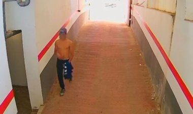 La Guardia Civil detiene a dos jóvenes por robar en un garaje y en un restaurante de Mazarrón