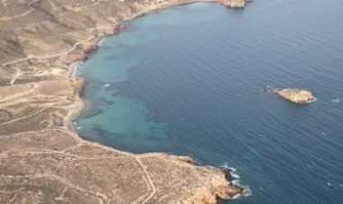 Playa Cueva de Los Lobos. Puerto de Mazarrón