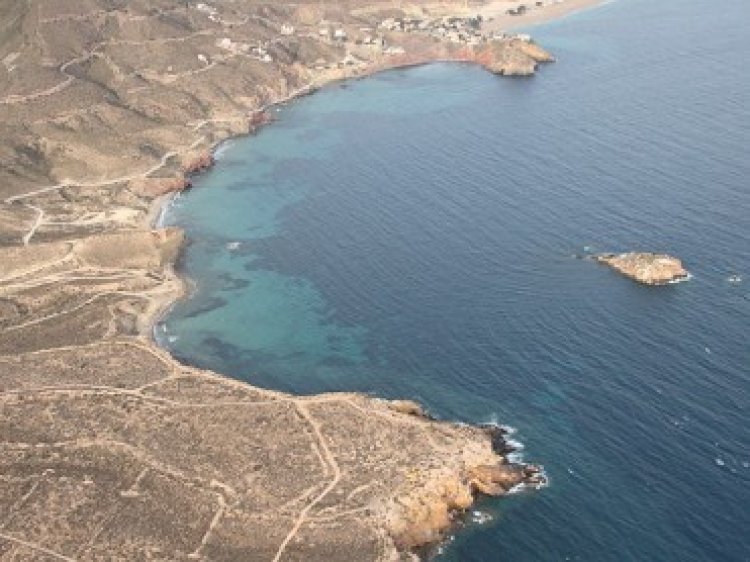 Playa Cueva de Los Lobos. Puerto de Mazarrón