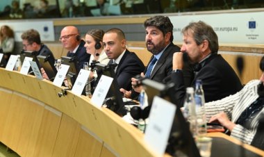López Miras defiende en Bruselas un modelo turístico cada vez más sostenible