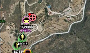 Servicios de emergencia no han podido salvar la vida a un varón que ha caído en una balsa en Los Puertos, Cartagena.