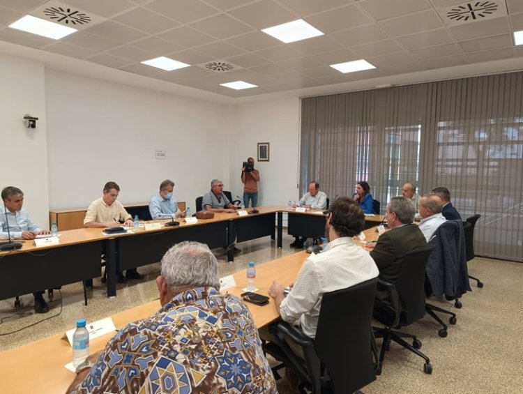 El Gobierno regional rechaza el acuerdo comercial con Marruecos e insta al Ministerio a proteger al sector agrícola