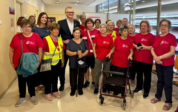 Mayores y población de riesgo reciben desde hoy la protección frente a la gripe y el COVID-19