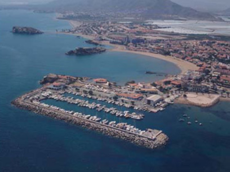 Puertos deportivos. Dársena Deportiva de Mazarrón - Club de Regatas