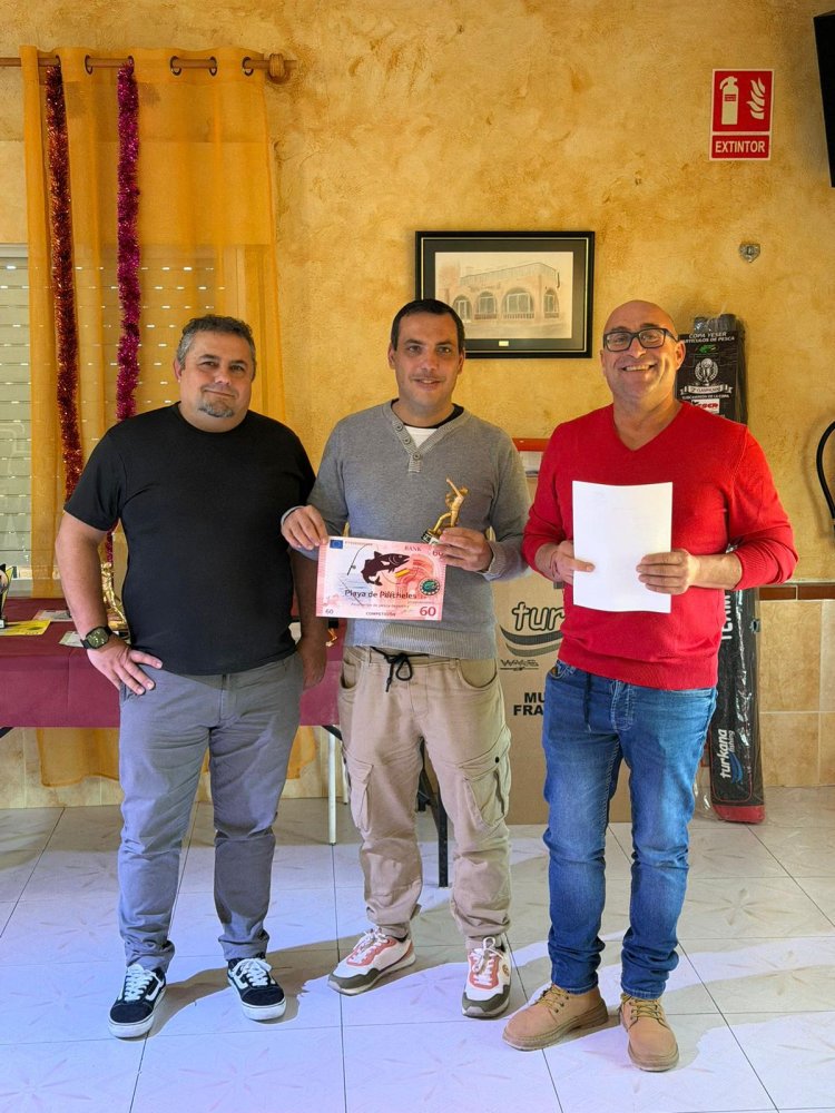 Club de Pesca Percheles: Celebramos la entrega de trofeos del año 2025… los premios de la Copa Yeser —gracias a uno de nuestros grandes patrocinadores— y, como no podía ser de otra manera, nuestra comida anual del club.