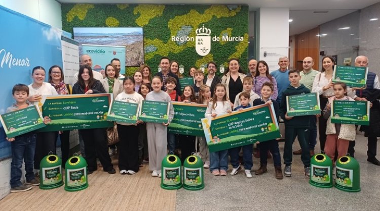 Los escolares de la Región de Murcia recuperan 42.196 kilos de envases de vidrio durante la campaña 'Los Peque Recicladores'
