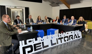 El Gobierno regional reivindica un traspaso completo y homogéneo de competencias a las autonomías para una gestión integral del litoral