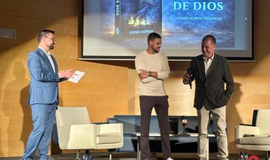 Presentación del libro de Ginés Muñoz Vivancos, "El silencio de Dios"