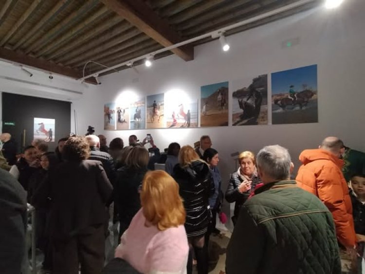 Inaugurada la Exposición de la Asociación Hípica El Mazarronero en el Casino de Mazarrón