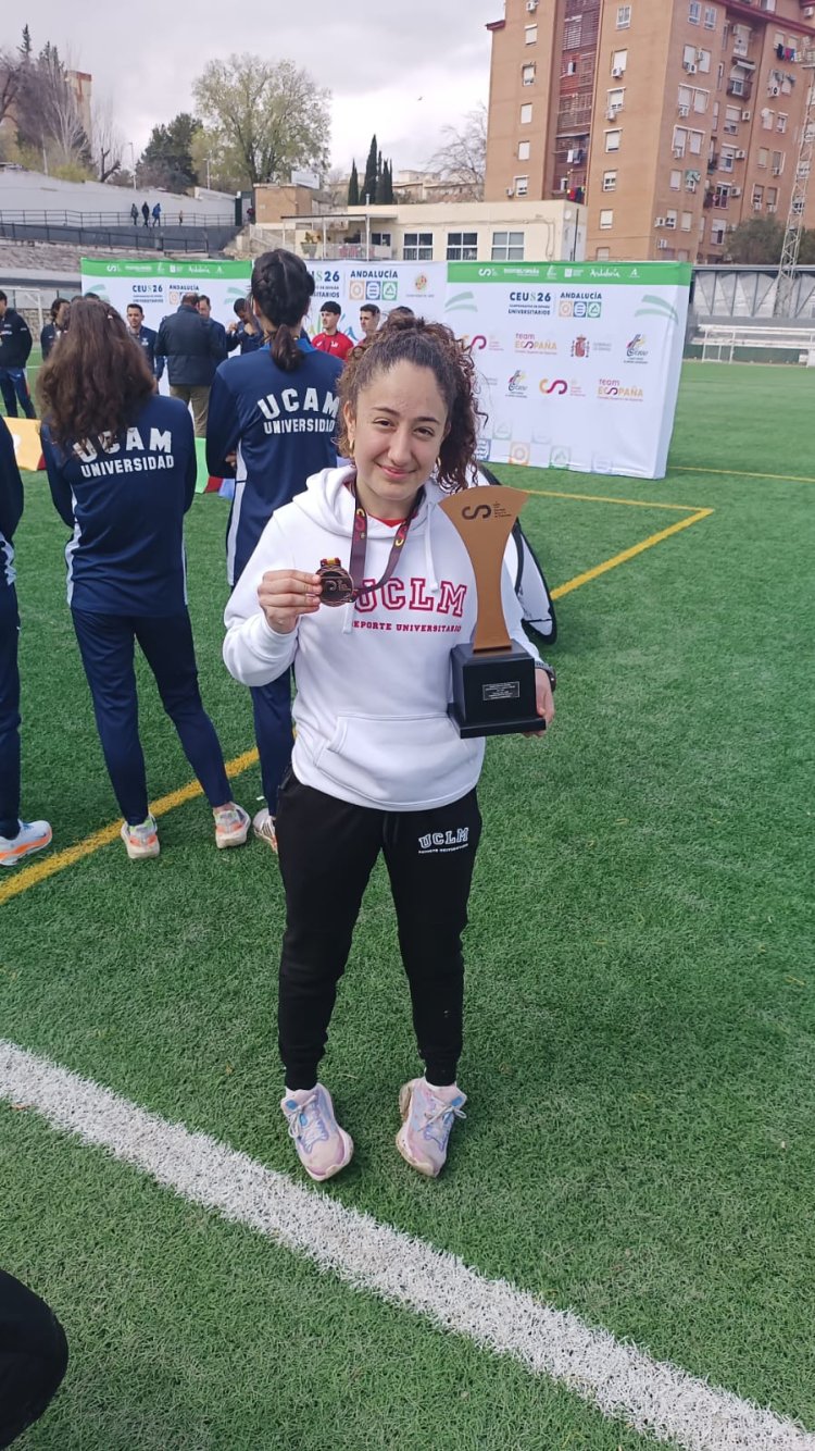Cristina Dávila Ortiz, tercera en el Campeonato Universitario de Campo a Través con la UCLM