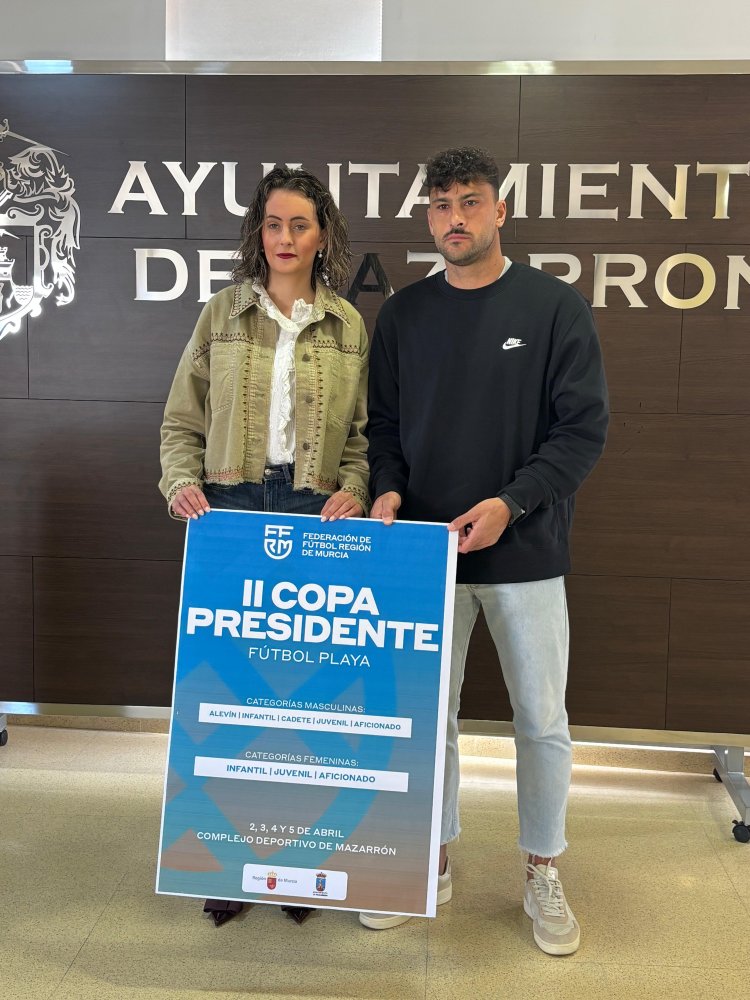 Presentación de la II Copa Presidente Futbol Playa que se celebrará en Semana Santa