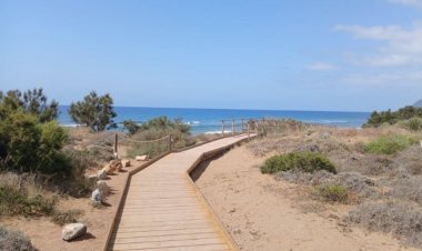 Medio Ambiente regula los accesos a Calblanque en Semana Santa para proteger su biodiversidad y evitar aglomeraciones