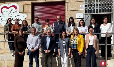 Visita de la Directora General de Seguridad Social de Murcia al Centro de Servicios Sociales