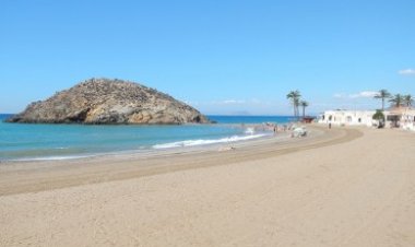 Mazarrón avanza en la recuperación de sus playas tras los temporales de 2026