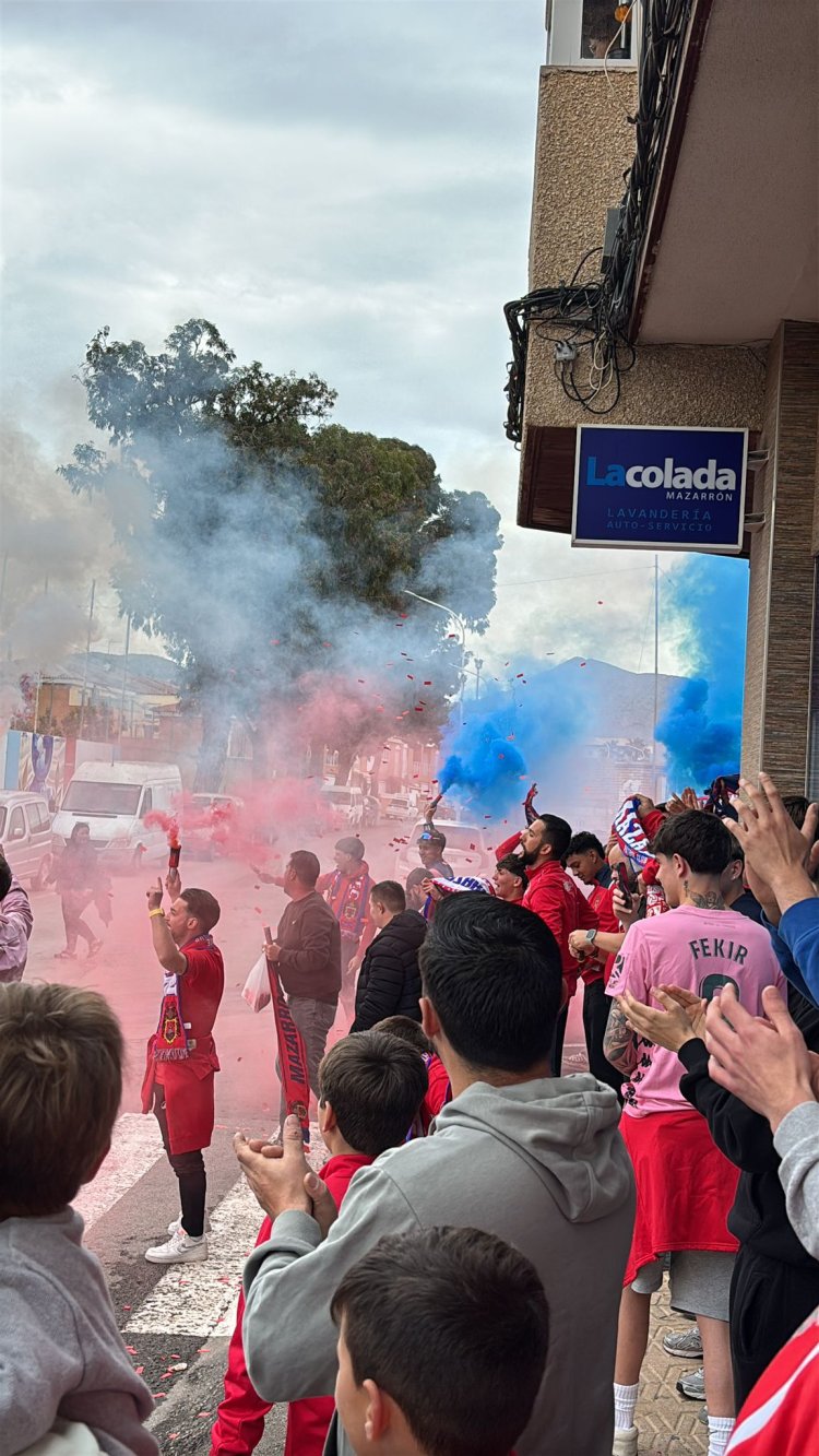 Gran victoria  del Mazarrón ante el Palmar  4-1, que le aupa a la 4º posición en puestos de Play offs de ascenso a 2aRFEF