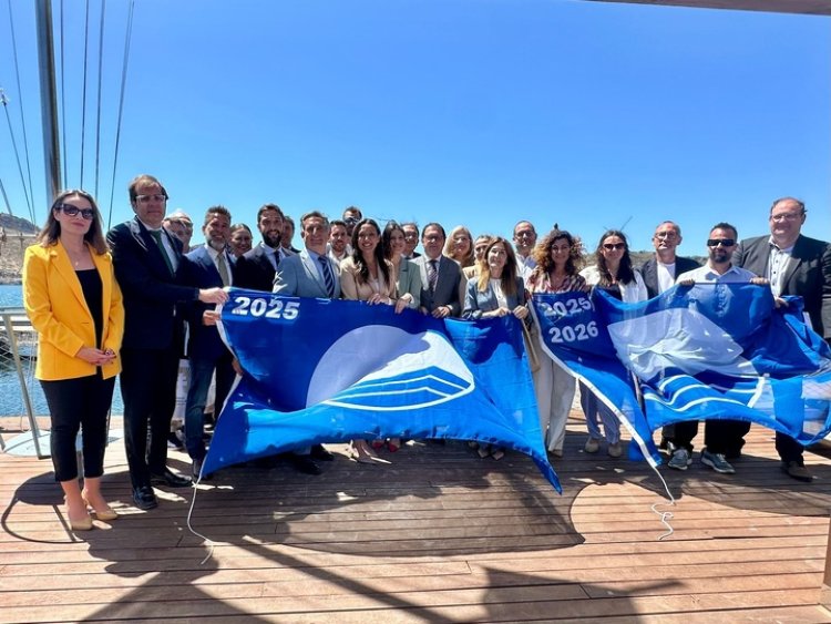 Mazarrón, tercer municipio con más banderas azules en la Región de Murcia