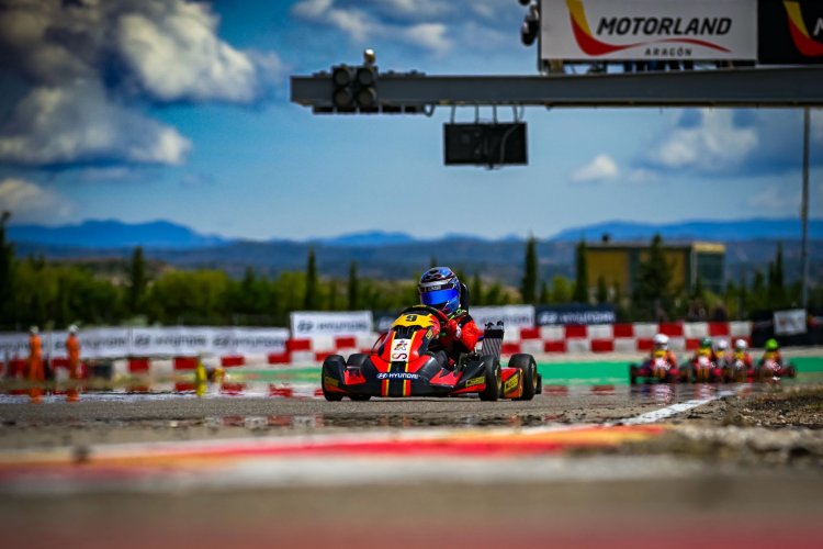 El piloto  mazarronero “Bernardo Mateos Peña, del equipo Campos Racing, destaca una vez más en el mundo del karting.