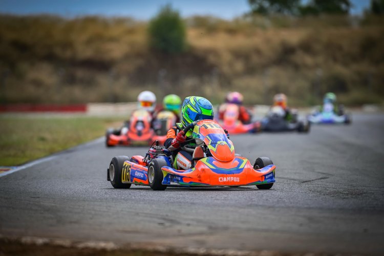 Bernardo Mateos firma un fin de semana de campeón en el CVCK