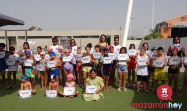 ¡Fin del primer curso de natación del verano!