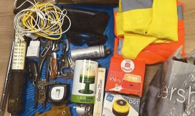 Detenida una mujer tras ser sorprendida en el interior de un vehículo en Mazarrón